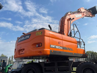 Экскаватор на колесном ходу Doosan DX190WA