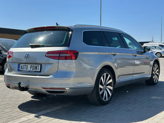 Volkswagen Passat foto 4