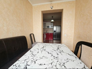 Apartament cu 3 camere, 75 m², Botanica, Chișinău foto 3