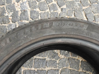 Michelin 235/45/18 foto 3