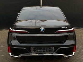 BMW 7 Series foto 6