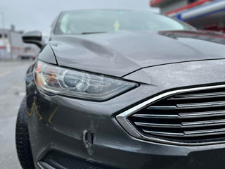 Ford Fusion foto 4