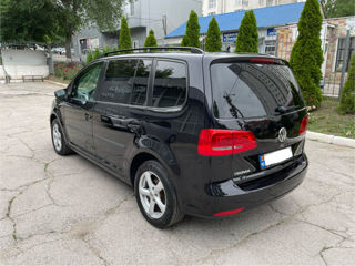 Volkswagen Touran foto 4