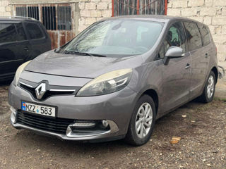 Renault Grand Scenic foto 3