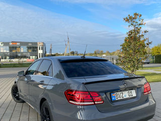 Mercedes E-Class foto 6