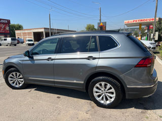 Volkswagen Tiguan foto 2