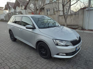 Skoda Fabia foto 2