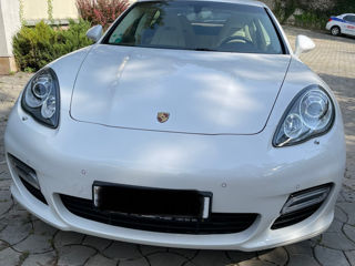 Porsche Panamera foto 2