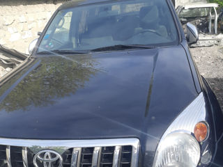 Toyota Land Cruiser Prado foto 2