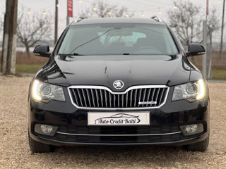 Skoda Superb фото 6