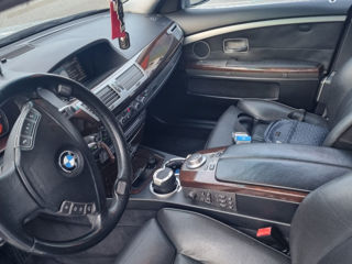 BMW 7 Series foto 8