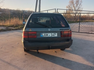 Volkswagen Passat foto 2