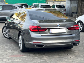 BMW 7 Series foto 5