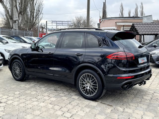 Porsche Cayenne foto 3