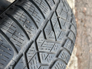 Продам 2 б.у шины 215/70 R16 Pirelli Scorpion Winter foto 4