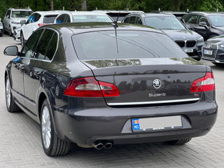 Skoda Superb foto 5