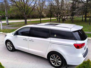 KIA Carnival foto 6