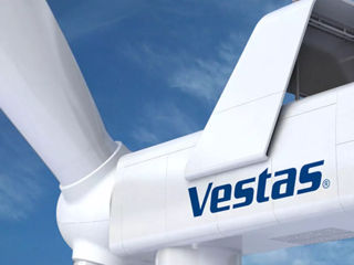 Turbine eoliene industriale Vestas foto 1