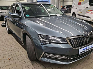 Skoda Superb foto 4