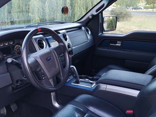 Ford F-150 foto 8