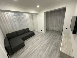 Apartament cu 2 camere, 65 m², Durlești, Chișinău foto 2