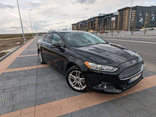 Ford Fusion foto 6