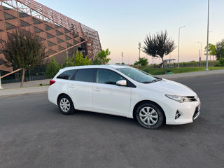 Toyota Auris, 2014 г.