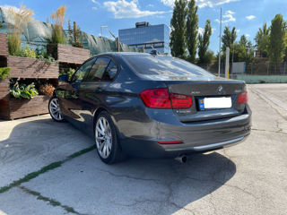 BMW 3 Series foto 6