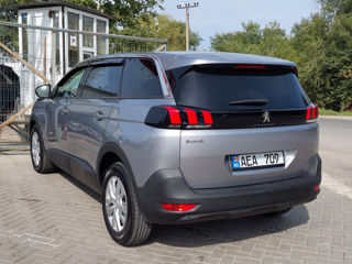 Peugeot 5008 foto 4