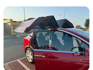 Tesla Model X foto 4