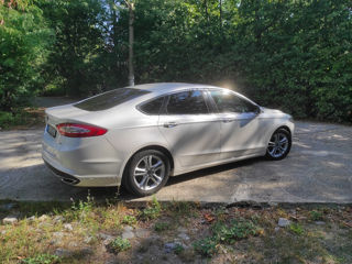 Ford Mondeo foto 5