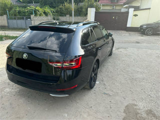 Skoda Superb foto 4