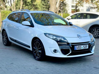 Renault Megane foto 2