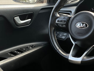 KIA Rio foto 14