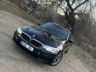 BMW 5 Series foto 4