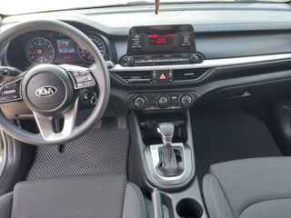 KIA Cerato foto 5