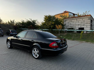 Mercedes E-Class foto 3