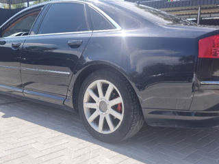 Audi A8 foto 4