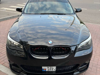 BMW 5 Series foto 4