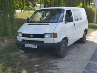 Volkswagen Transporter foto 1