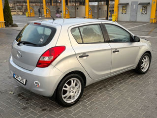 Hyundai i20 foto 2