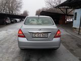 Nissan Tiida foto 3