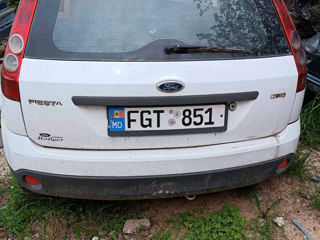 Ford Fiesta 2007. 1.4 hdi . foto 2