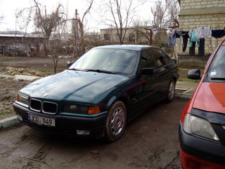 BMW 3 Series foto 6