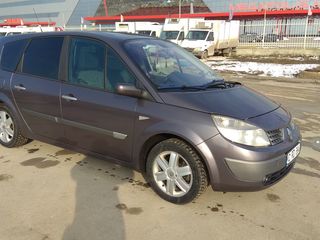 Renault Grand Scenic foto 3