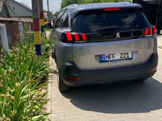 Peugeot 5008 foto 4