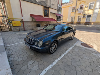 Mercedes CLK-Class foto 2