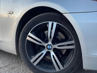 BMW 5 Series foto 7