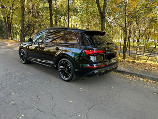 Audi Q7 foto 4