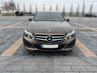 Mercedes E-Class foto 2